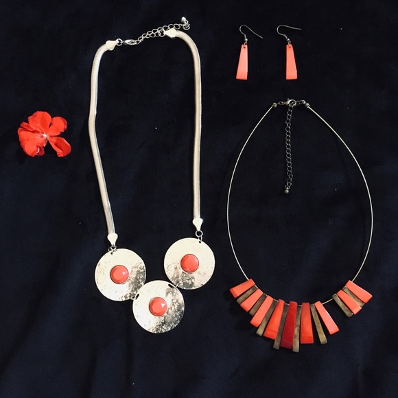 Red earring & necklaces ❤️ - Picture 1 of 7